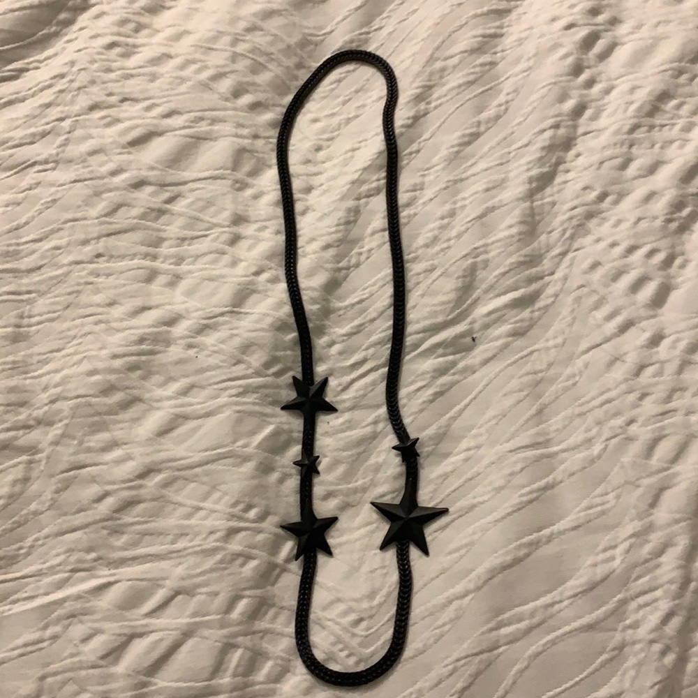 Necklace tova
